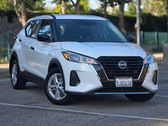 2023 Nissan Kicks