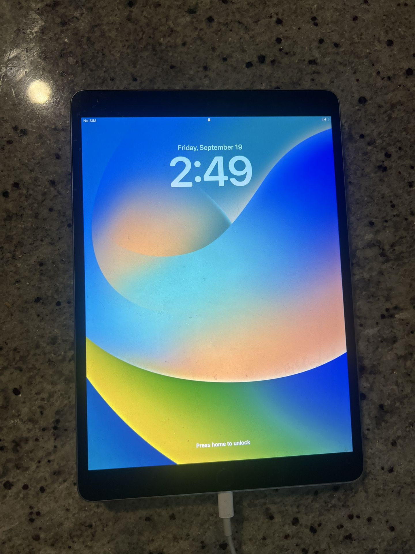 Apple iPad Pro 10.5” 64GB – Space Gray