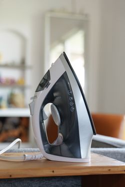 Sunbeam Classic Steam Iron