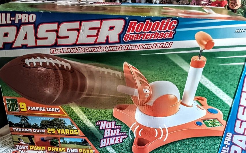 ALL PRO PASSER ROBOTIC QUARTERBACK