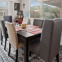 Dining Table & Chairs 