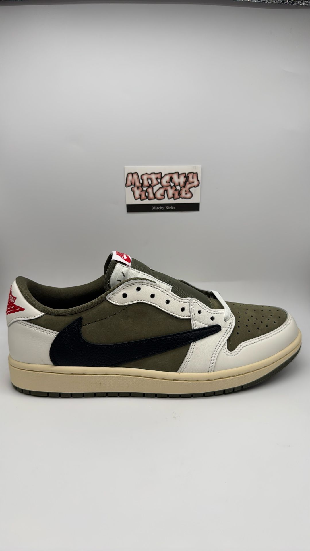 Jordan 1 Retro Low OG SP Travis Scott Medium Olive Sz. 9.5