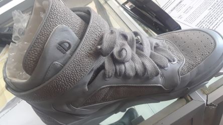 Givenchy size 10