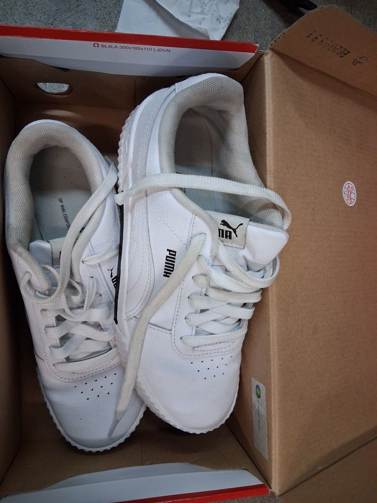 Girls Puma Shoes US 6c