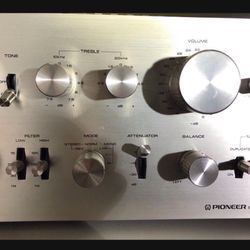 PIONEER C-77 PIONEER SPEC-4 (amplifier & Preamp)