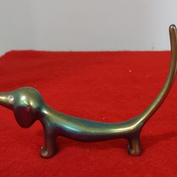 Vintage Metal  Dachshund Dog Figurine Rhinestone Eyes Ring Holder