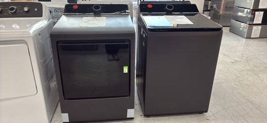 OPEN BOX  LG Top Load Washer and Electric Dryer Set Was$3198