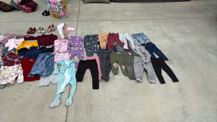 Toddler size 3T / 4T clothing