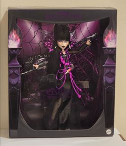SDCC 2024 MONSTER HIGH ELVIRA
