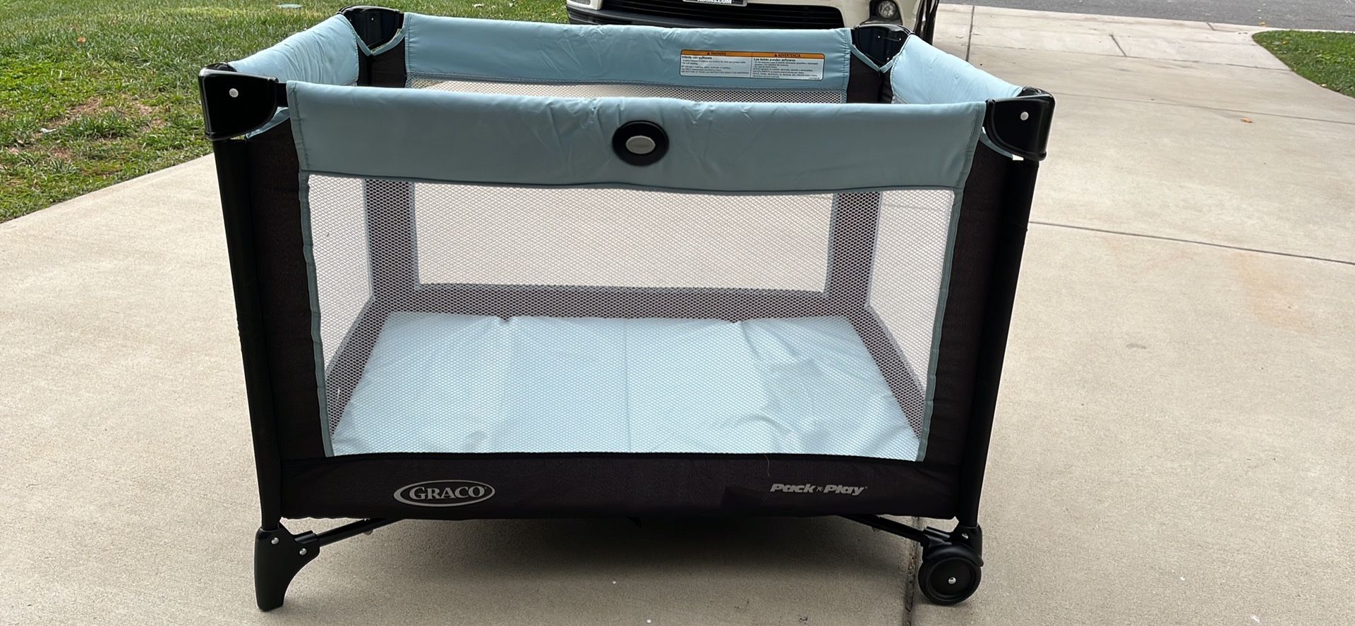 Graco Pack N Play Barely Used!!