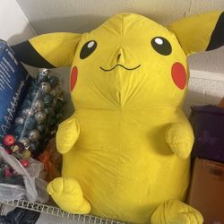 Giant pikachu