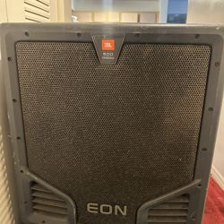 Jbl subwoofer 18 inch for parts only not working no power code was in my storage for 2years firm 