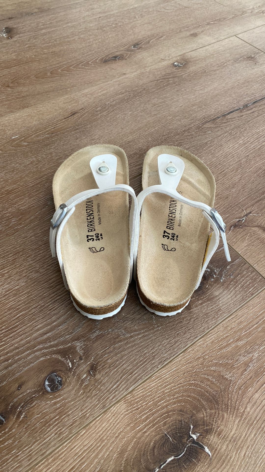 BIRKENSTOCK SANDALS