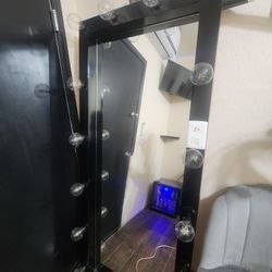 Large Vanity Mirror With Lights