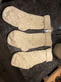 White Knit Stockings 