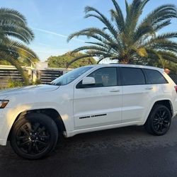 2018 Jeep Grand Cherokee Altitude