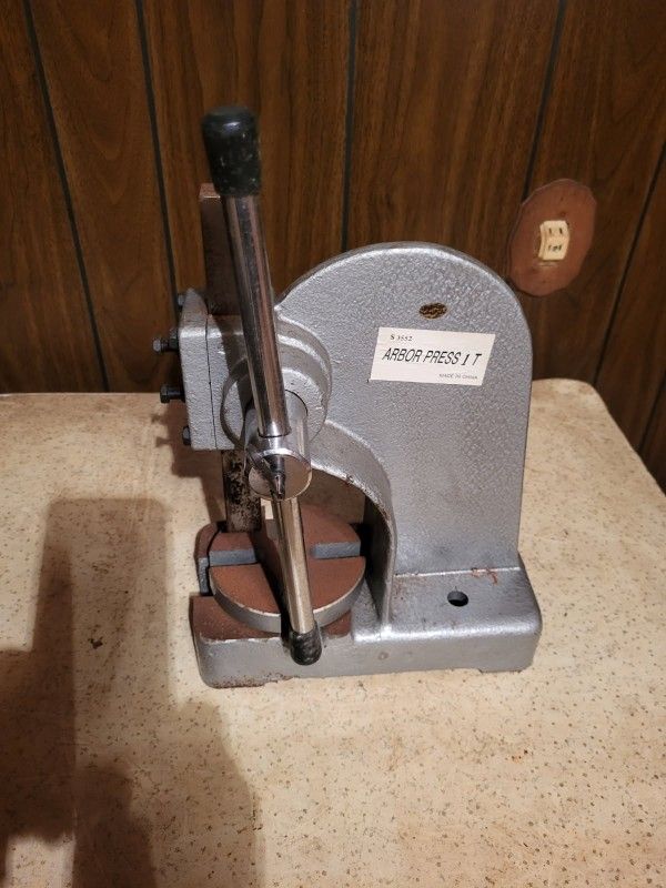 ARBOR PRESS IT