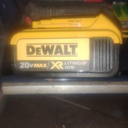DEWALT  20V. BATTERY 