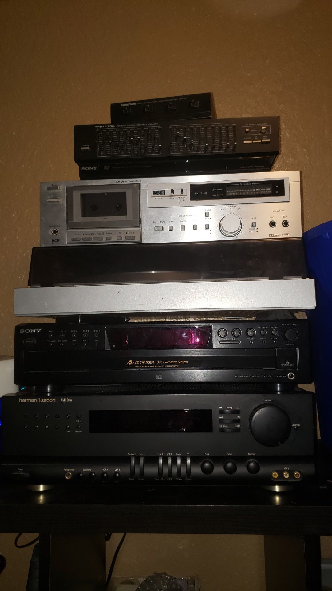 Home audio entertainment stereo system