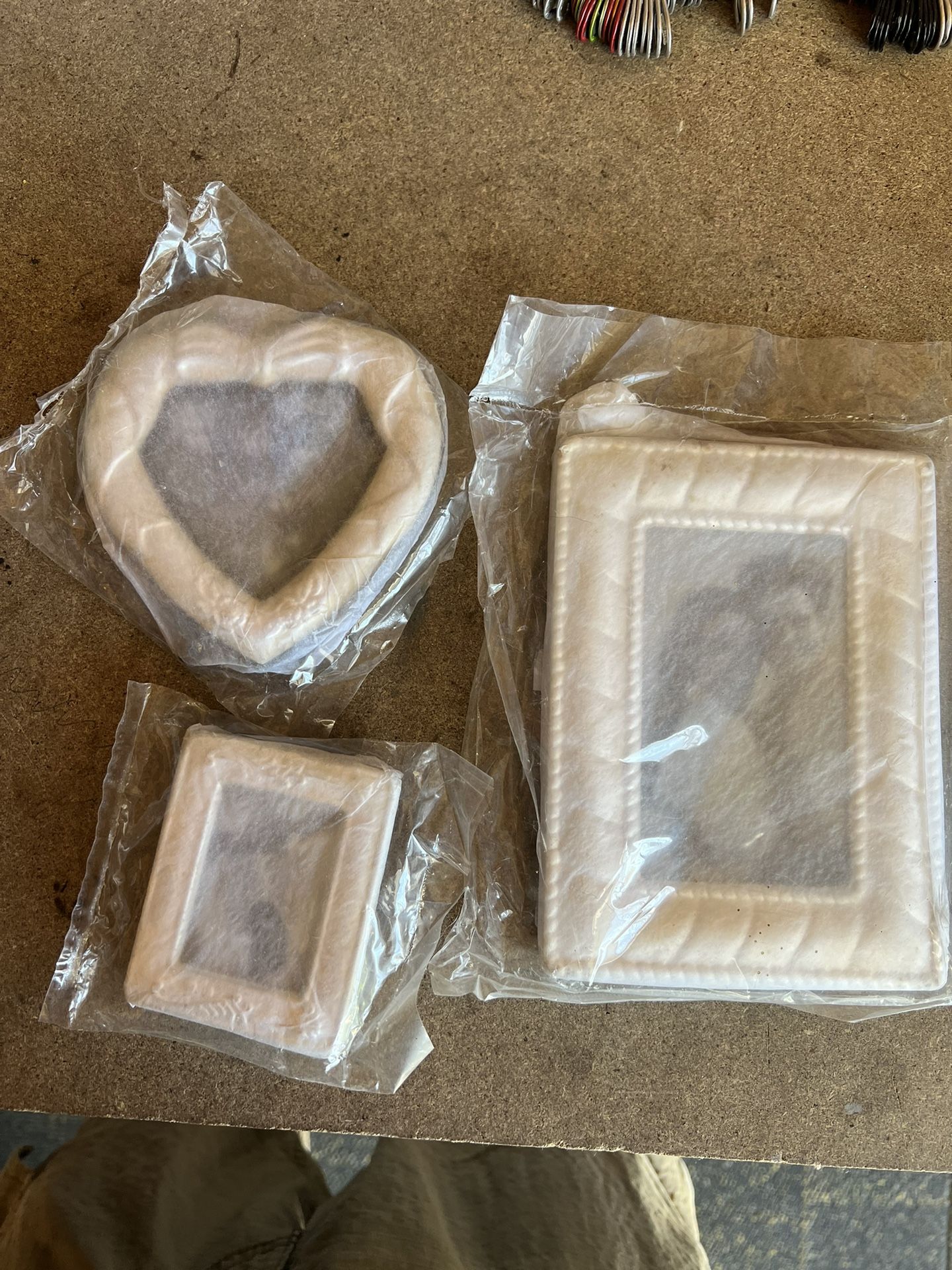 Vintage 90’s Wedding Frame Set