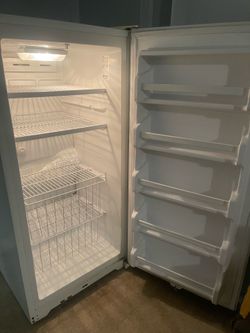 Stand up freezer