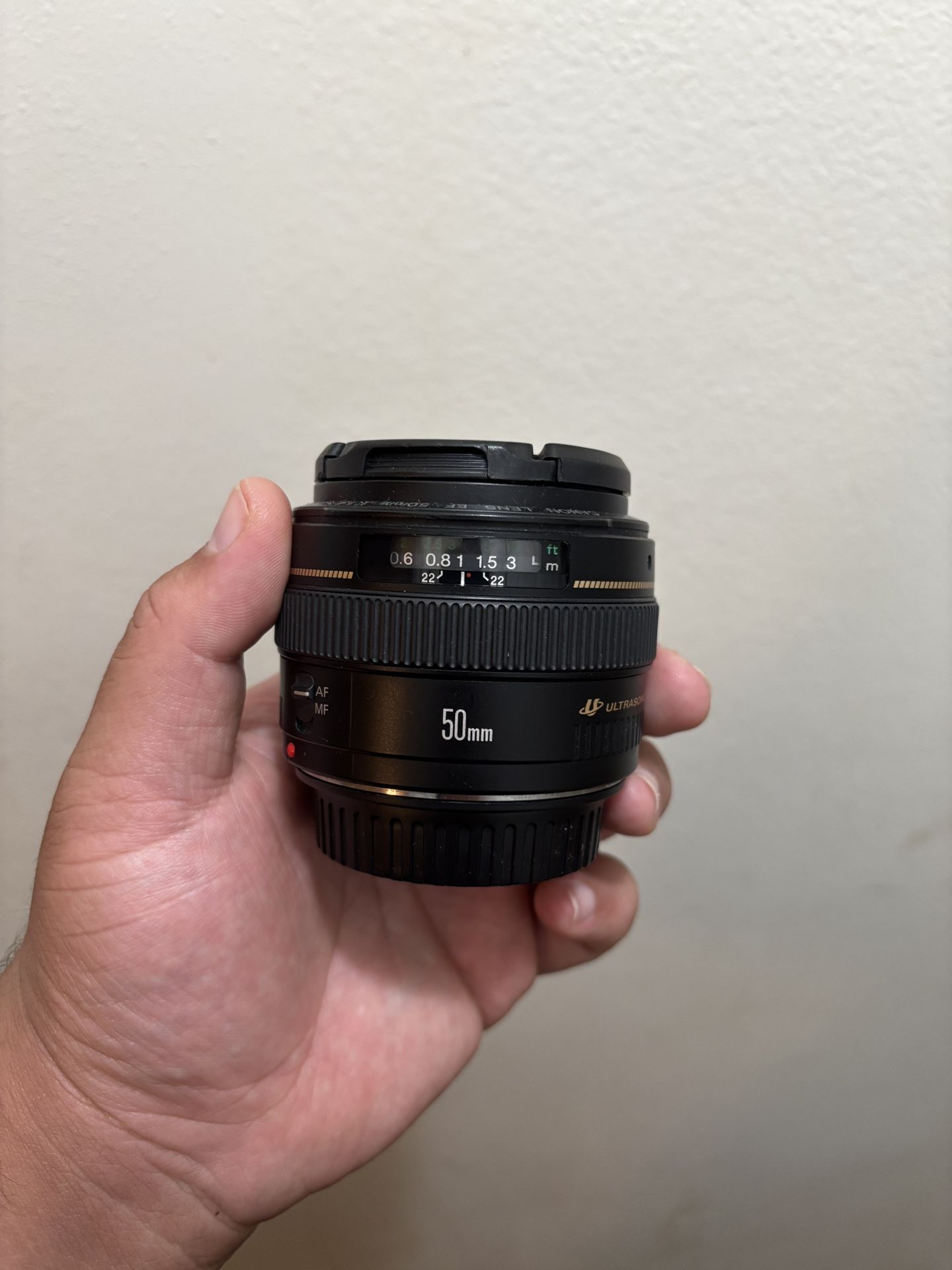 Canon 50mm f/1.4 USM Telephoto Prime Lens