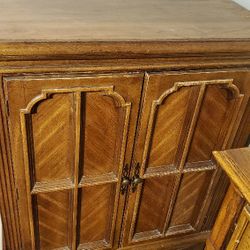 CHEST OF DRAWERS ARMOIRE