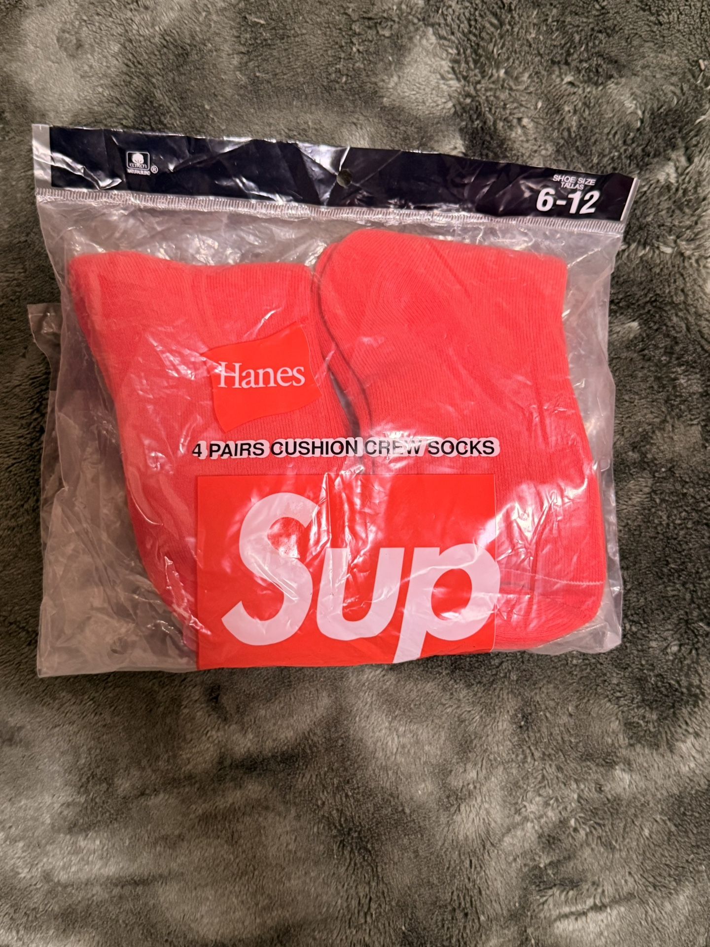Supreme Socks 