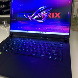 4090 Asus ROG Strix Scar 16 Gaming Laptop — i9-14900HX / RTX 4090 / 64GB / 4TB SSD / 16.3” 2.5K 240Hz