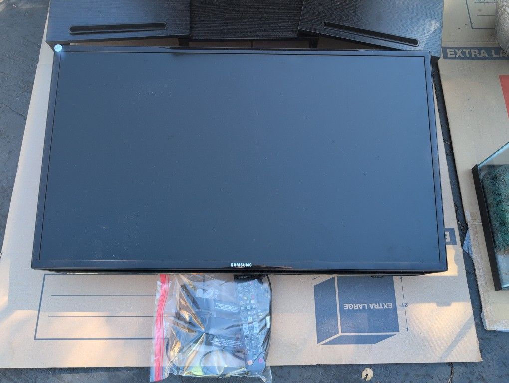 40" Flatscreen