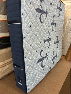 KING SIZE STEARN & FOSTER COLLECTION FIRM