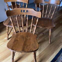 3 Solid wood chairs Vintage