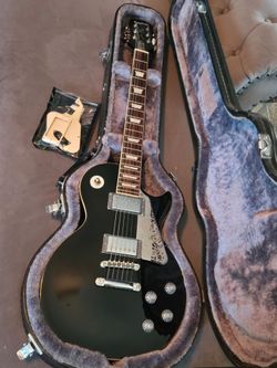 Epiphone Les Paul Standard Electric Guitar with Case