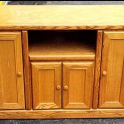TV STAND Light Brown Wooden Sturdy Cabinet 6 Doors & Shelf Cd Racks