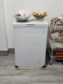 Upright freezer