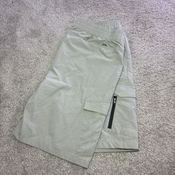 Grey cargo shorts, hurley. 