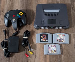 Nintendo 64 Console, Mario Kart, NFL club 99, Conker, N64 Works