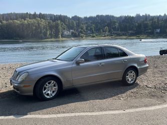 2006 Mercedes-Benz E-Class