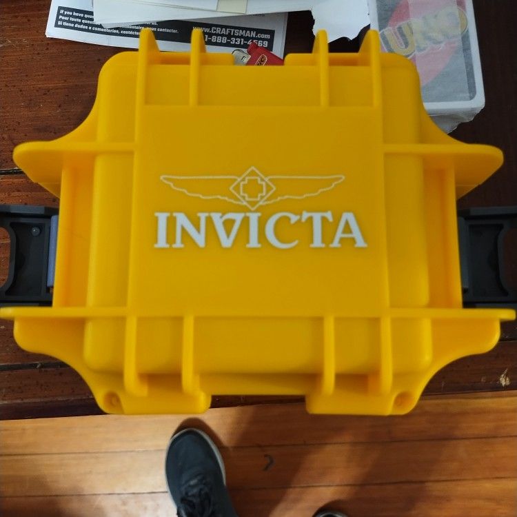 Techno Marine Invicta Mens Watch With Hard Case