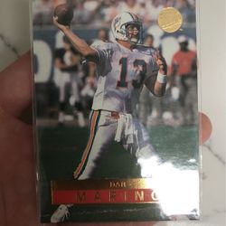 Dan Marino Ultra NFL Football 1996 Card