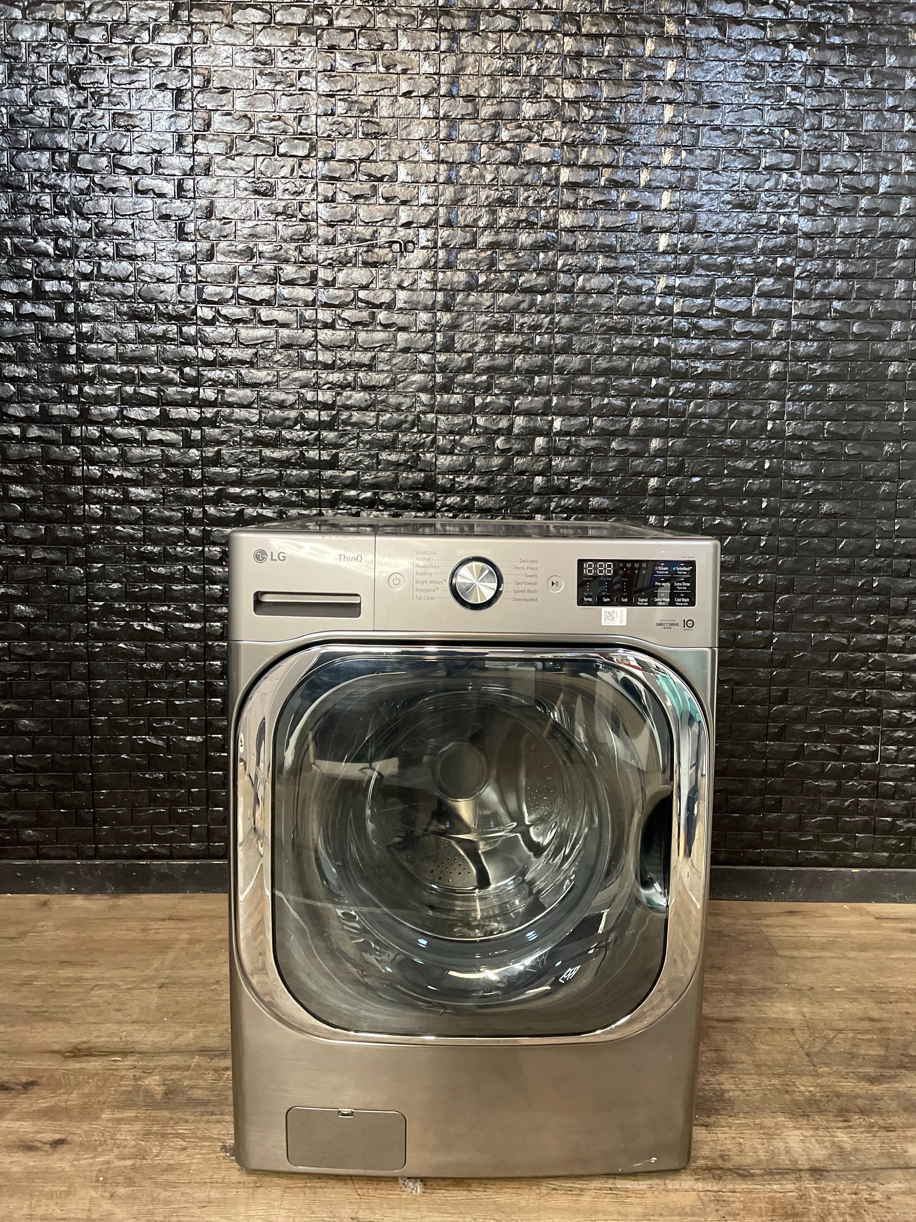 LG MEGA WASHING MACHINCE w/WARRANTY! R2872A