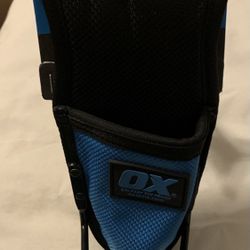 Hammer holder with pouch