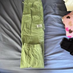 New Levi’s Cargo Joggers Size 12 Girl 