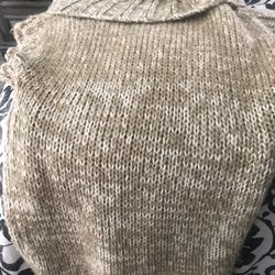 Sleeveless sweater, large