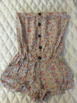 Girl romper size XS