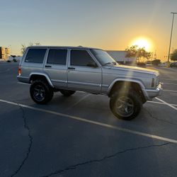 Jeep Cherokee Sport XJ 2001