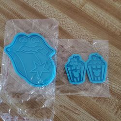 SILICONE MOLDS. LOT OF 2. 3.00 EACH