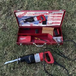 Milwaukee Super Duty Sawzall With Steel Case & Extras