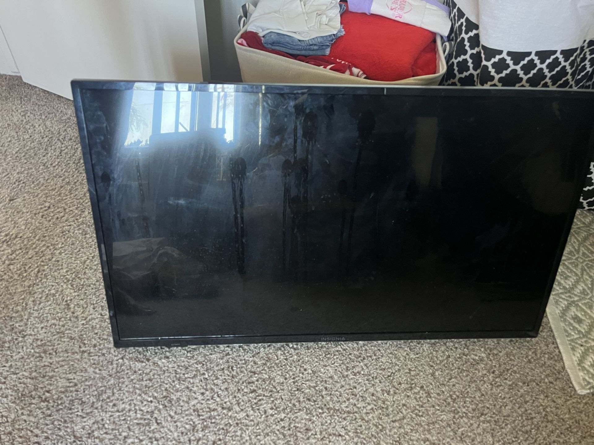 TV insignia