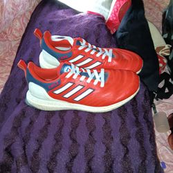 Adidas Men's Tennis Shoes Size 9 Brand New